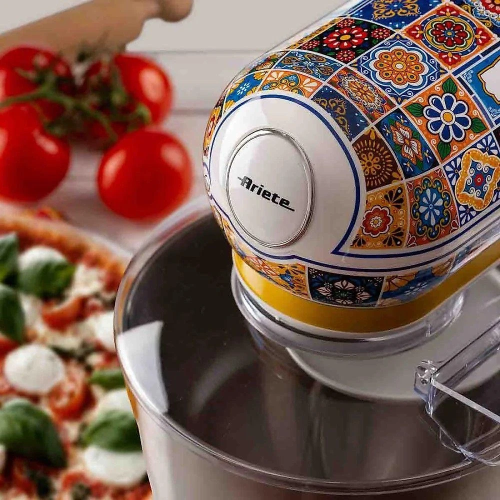 Batedeira Planetária Ariete Positano 5,5l 1200w 110V - Modelo 1588 Design Italiano