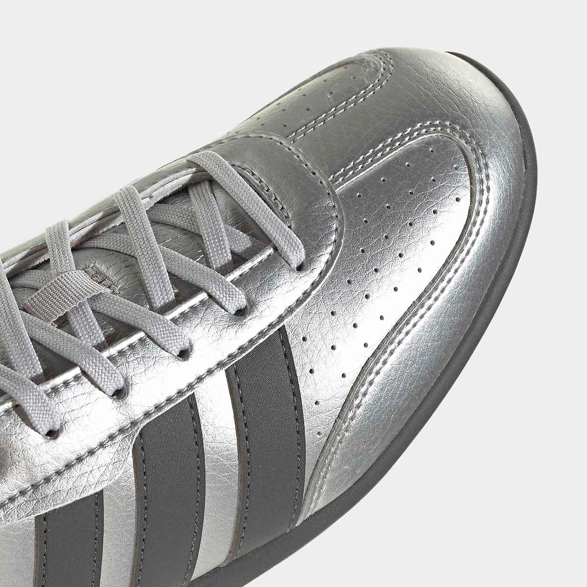 Tênis Adidas Barreda Lo Feminino Prata+Preto - 34