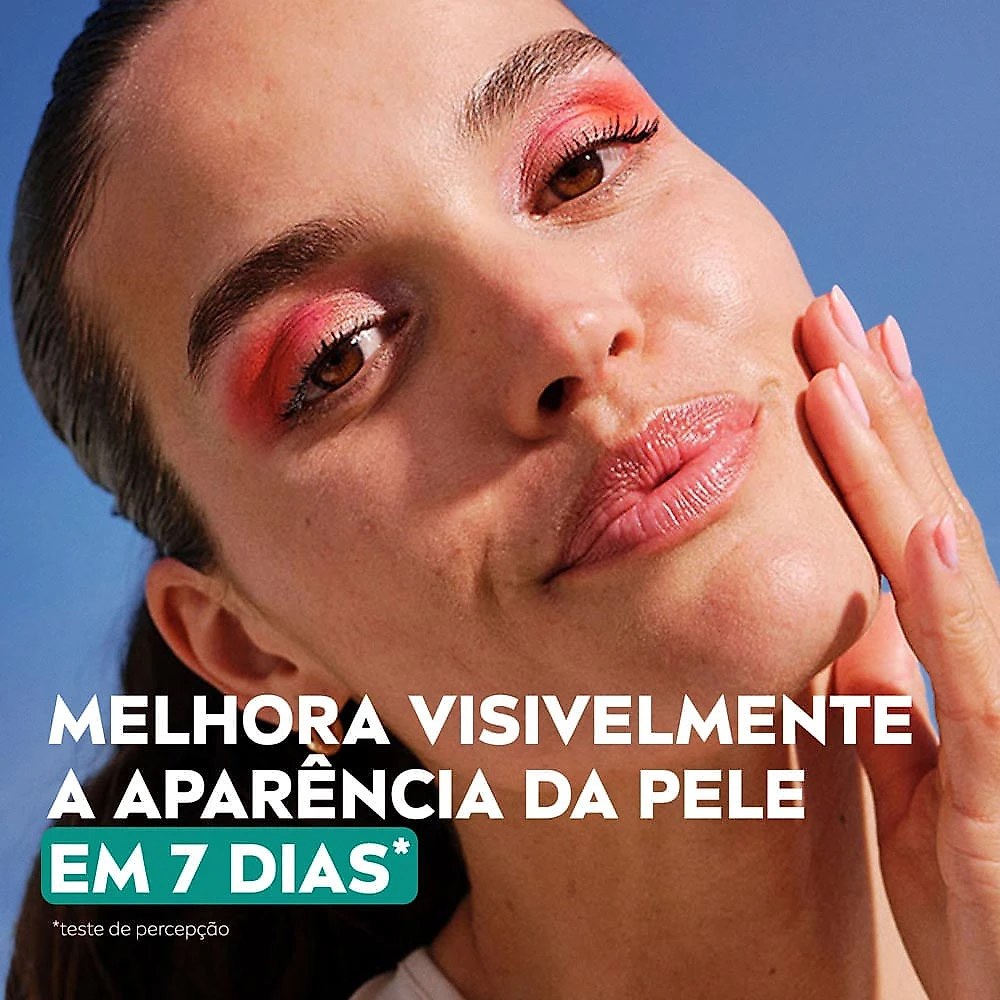 Água Micelar Bifásica Nivea Acne Control Face e Olhos Pele com Tendência a Acne Sem Perfume 200ml