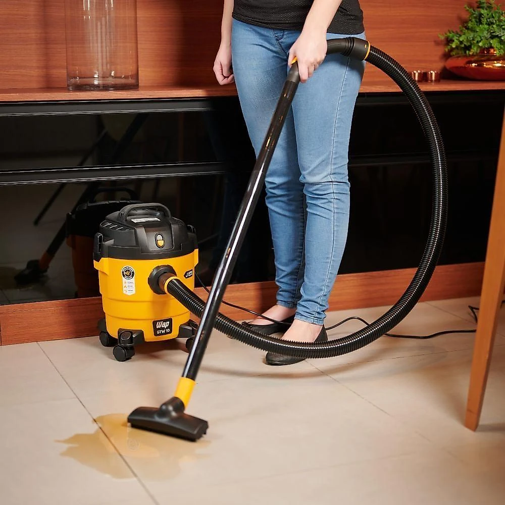 Aspirador de Pó E Água 1400W WAP GTW 10 220V