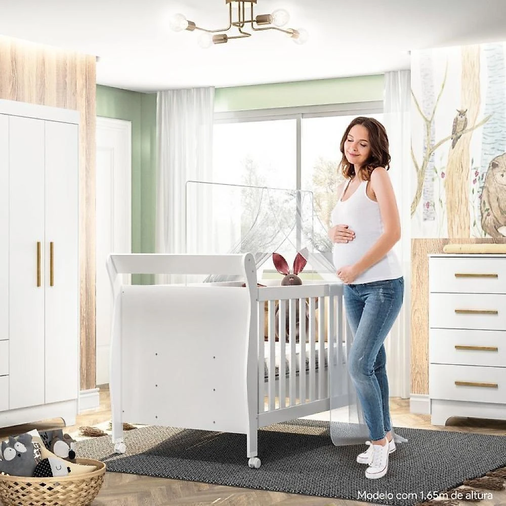 Quarto de Bebê Berço Mini Cama, Cômoda 1 Porta 4 Gavetas e Roupeiro Flocos 3 Portas 2 Gavetas Branco
