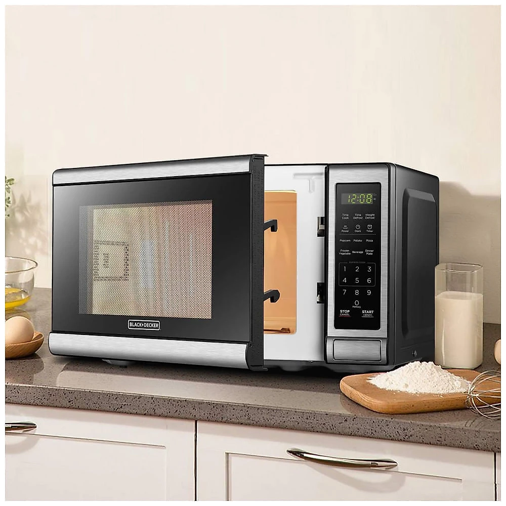 Micro Ondas de Bancada em Aço Inoxidável 19L com 10 Programas, 110V 700W, BLACK DECKER EM720CB7, Prata