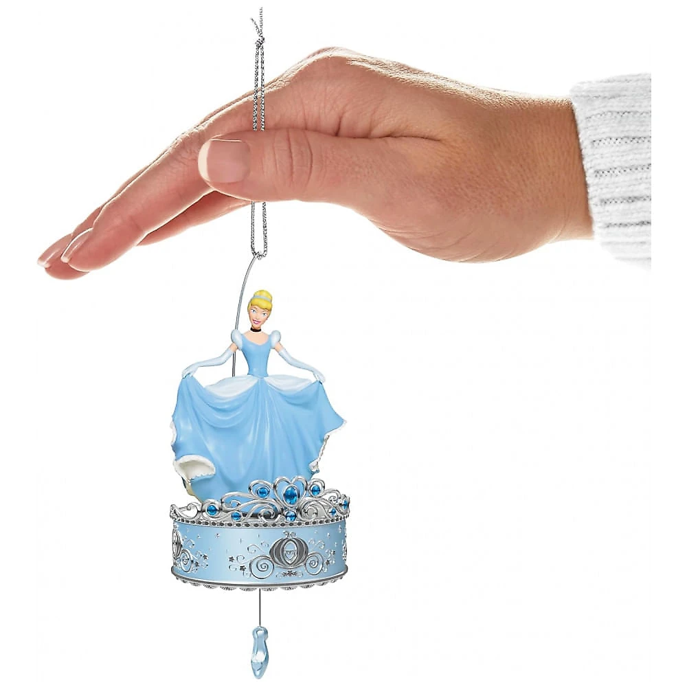 Enfeite de Natal Hallmark Keepsake Cinderela Rodopiando no Baile, Plástico, Azul, 13x8x8 cm