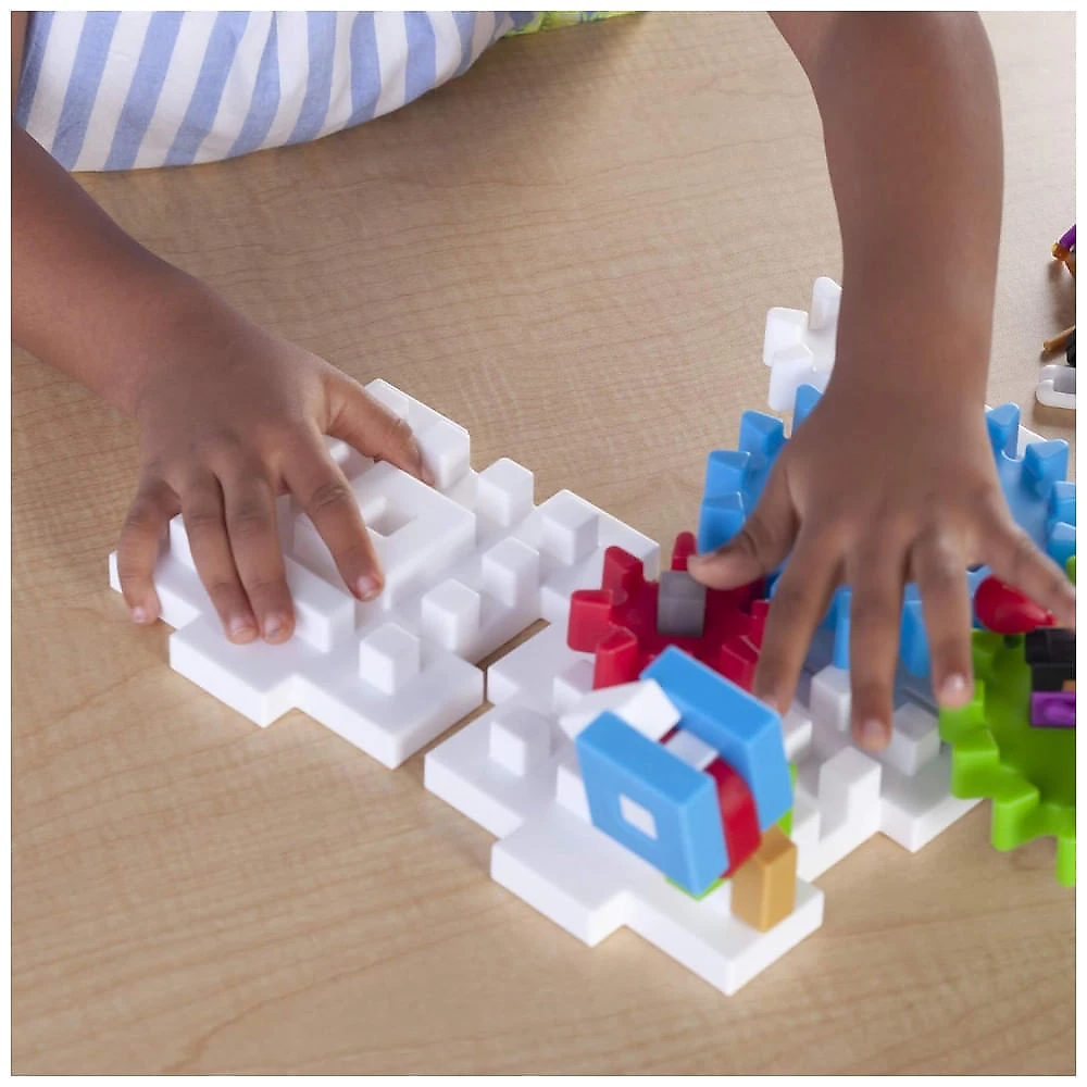 Blocos de construção interligáveis Guidecraft IO Blocks Tabletop System com 118 peças, engrenagens, e base de montagem para atividades STEM