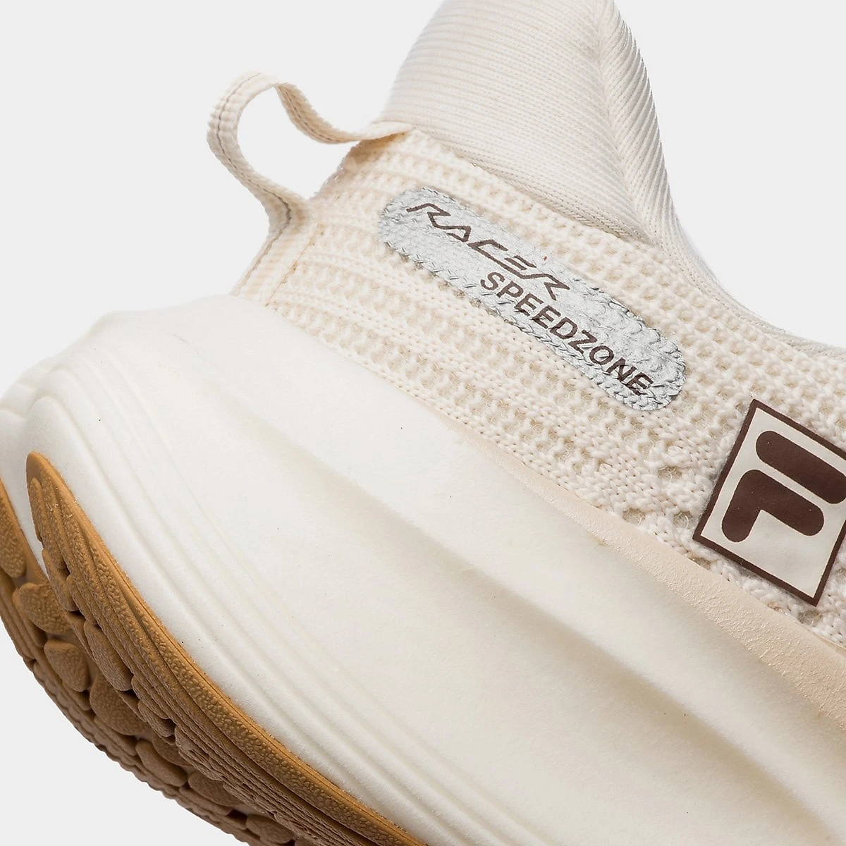 Tênis Fila Racer Speedzone Feminino Bege+Dourado - 33
