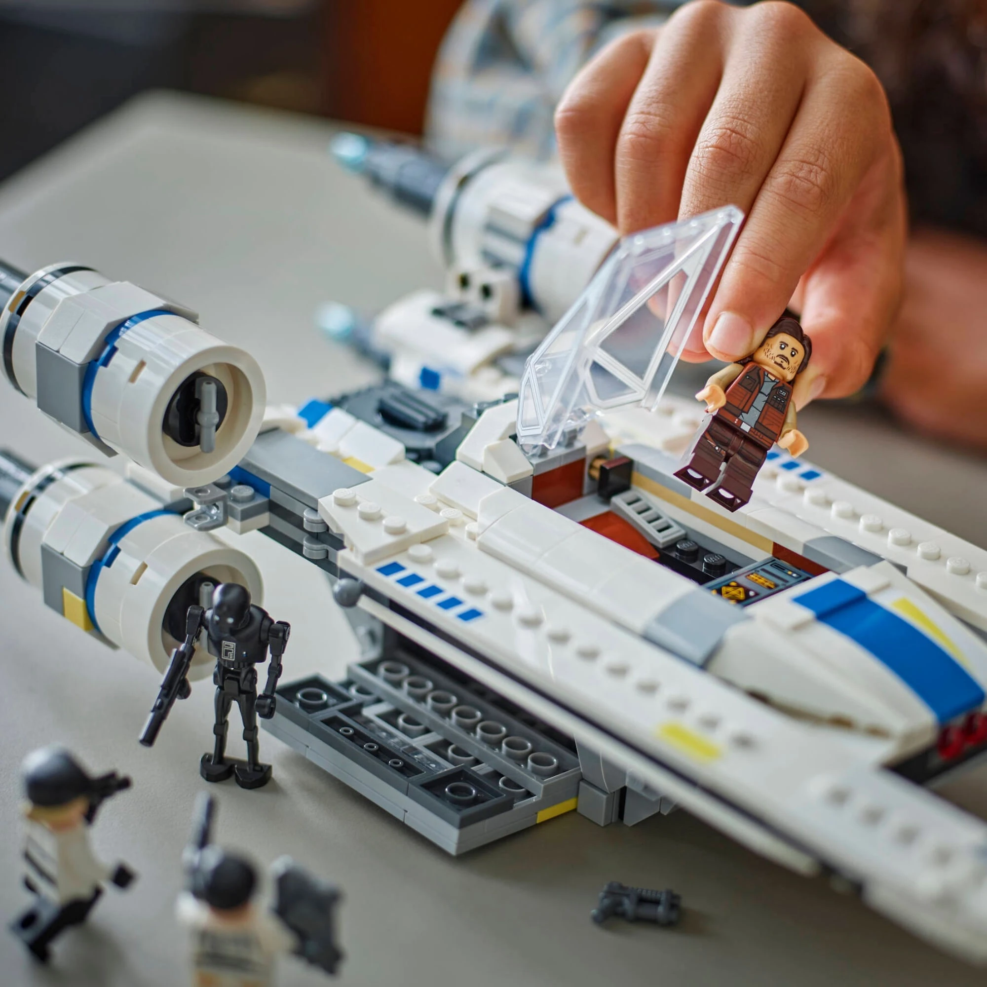 Miniatura LEGO® Star Wars™ - Caça Estelar Rebelde U-Wing™
