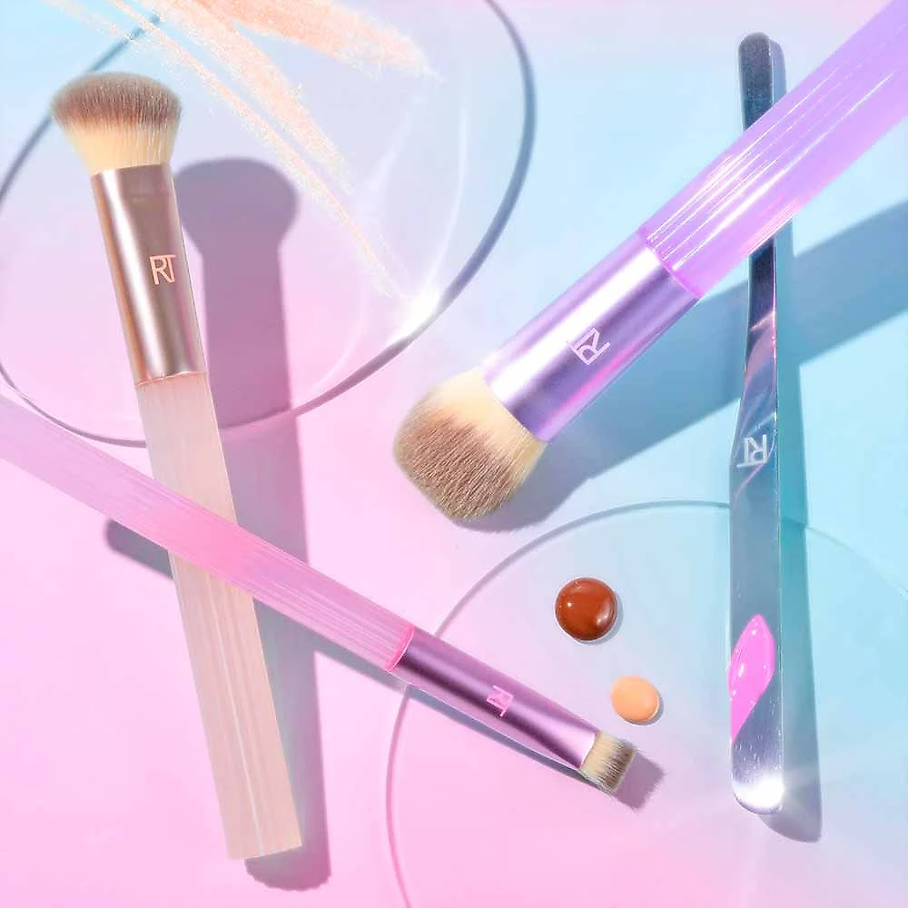 Real Techniques Pastel Pop Plumped Up Kit - 3 Pincéis para o Rosto + 1 Espátula de Maquiagem Kit
