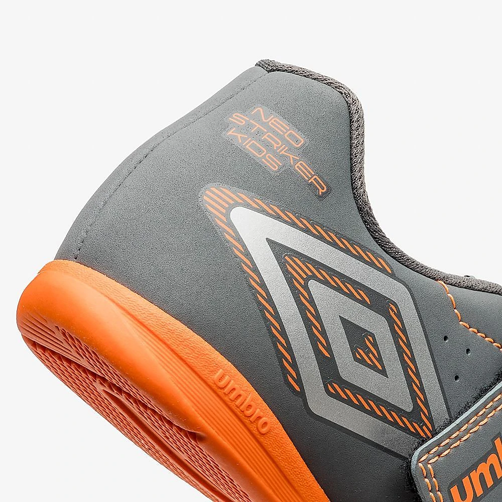 Chuteira futsal umbro neo striker kids 35