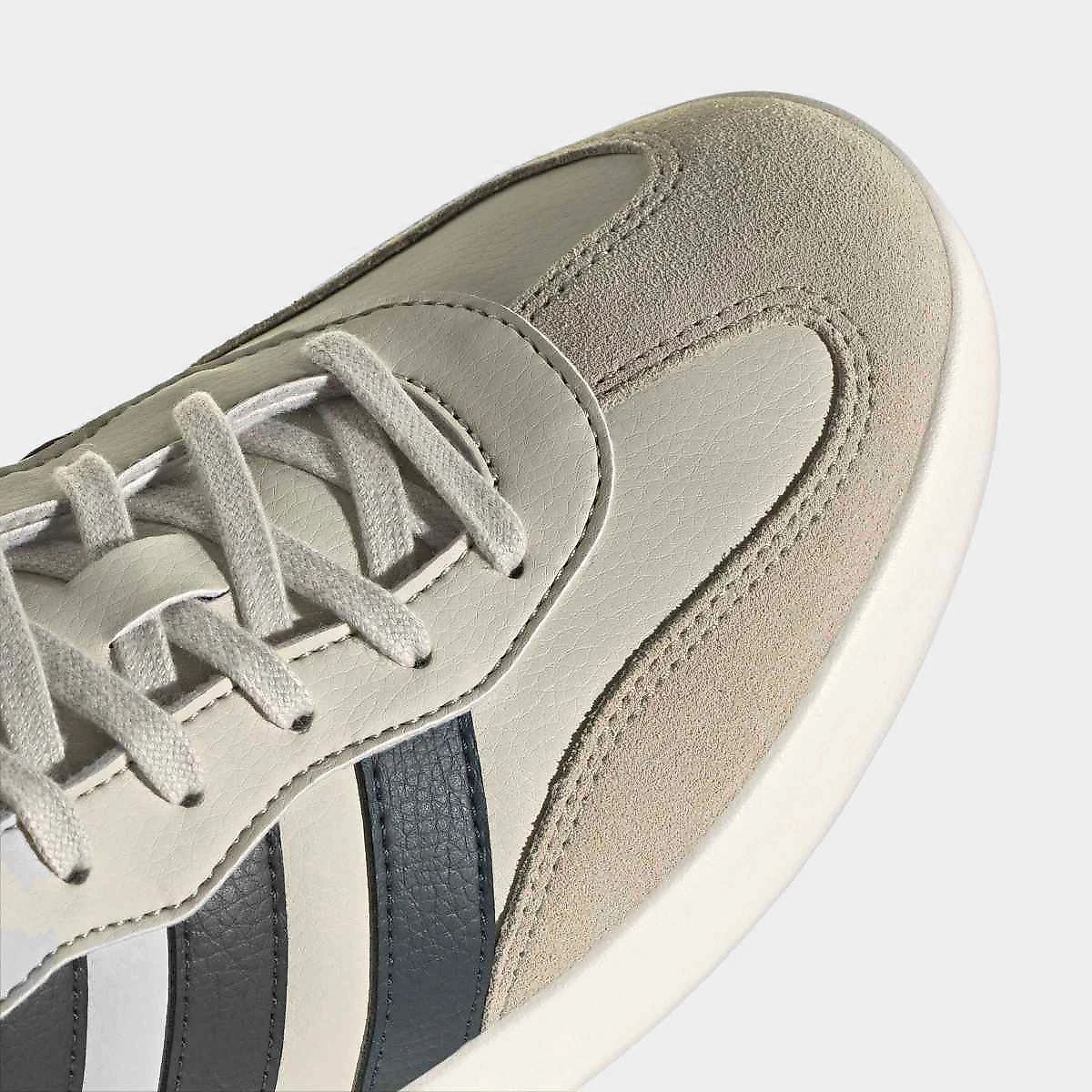 Tênis Adidas Barreda I Bege - 37