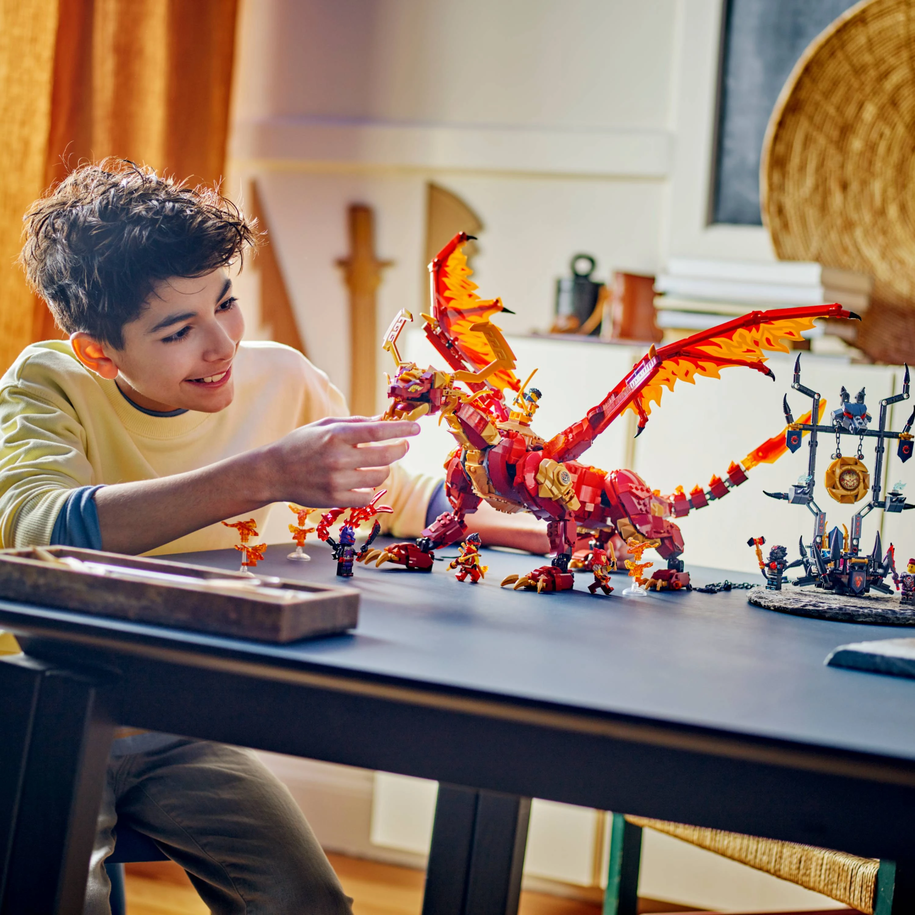 Miniatura LEGO Ninjago - Fonte Dragão do Movimento