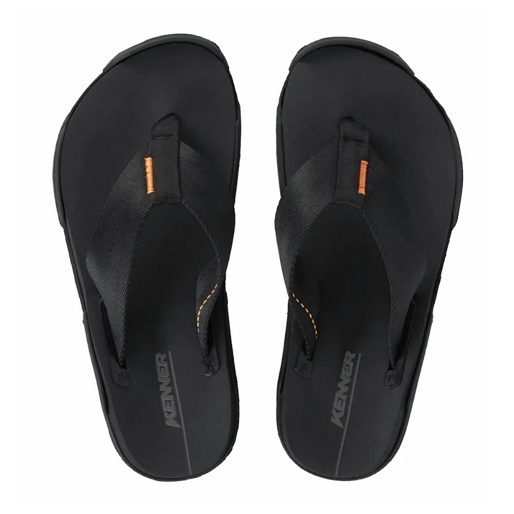 Chinelo Kenner Zakh