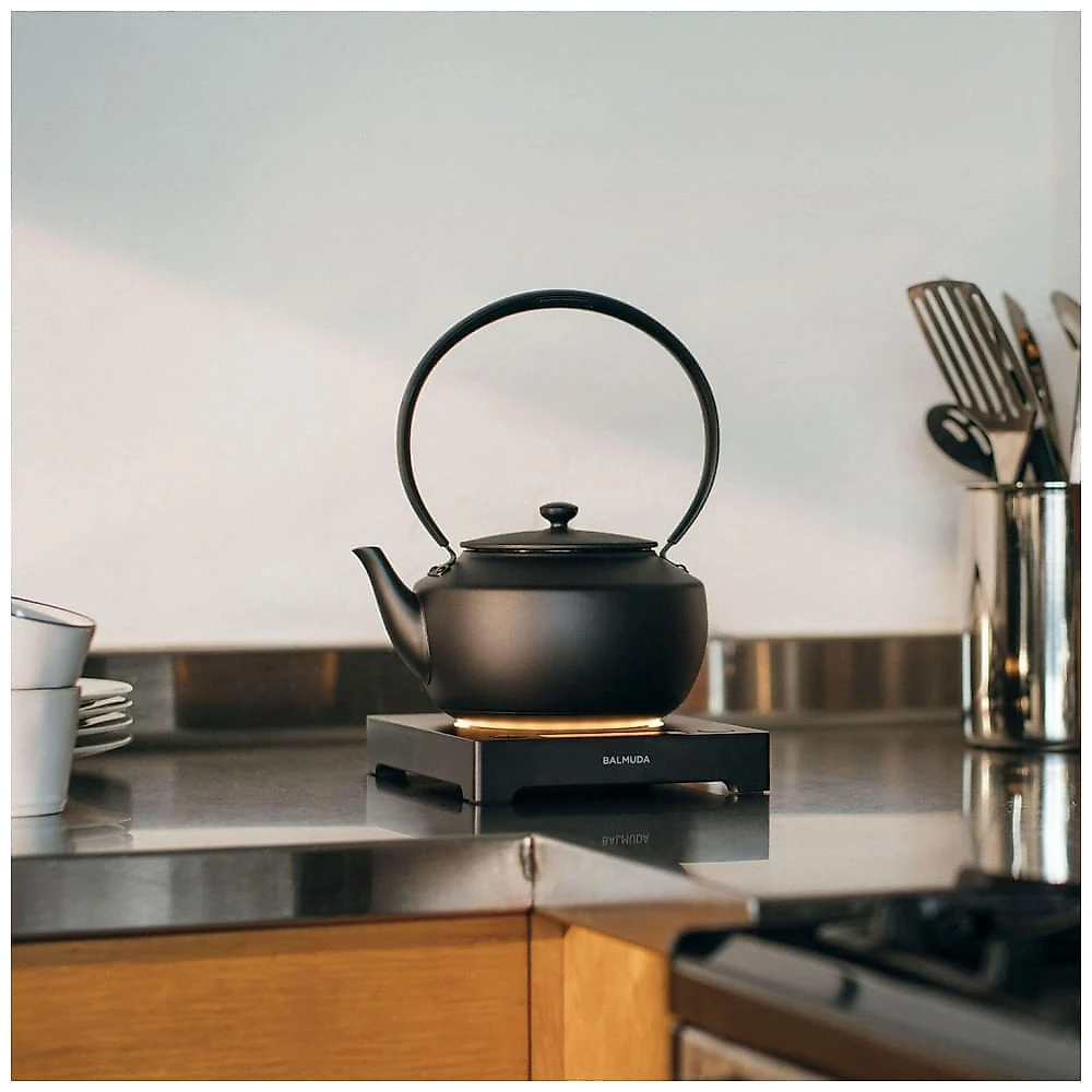 BALMUDA MoonKettle Chaleira Elétrica com Controle Preciso de Temperatura, 900ml, Luz Ambiente e Design Minimalista Preto