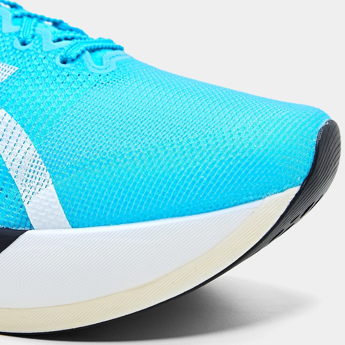 Tênis Asics Metaspeed Edge Tokyo Azul+Branco - 34