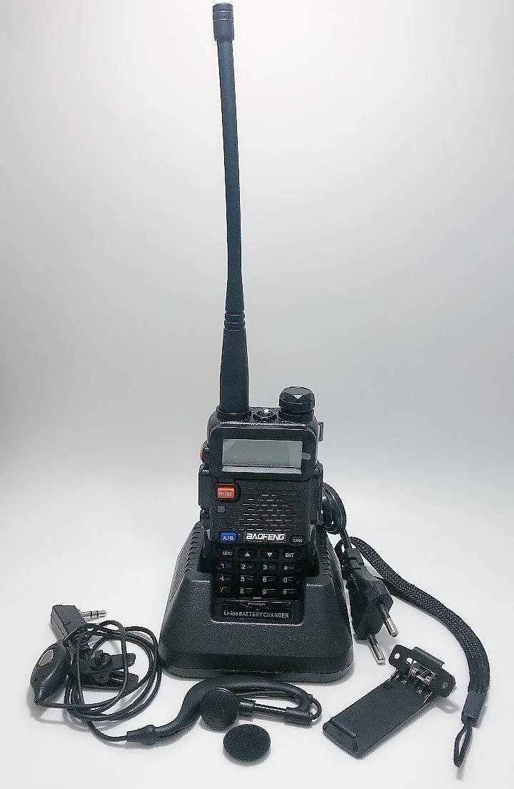 Miniatura Radio Comunicador Ht Walk Talk Baofeng Dual Band Uv-5R