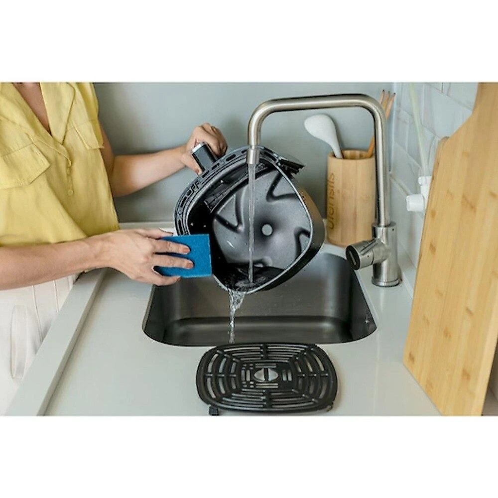Air Fryer 4,5 Litros Black+Decker AFMDV360-B2, Visor Frontal Digital - 220 Volts