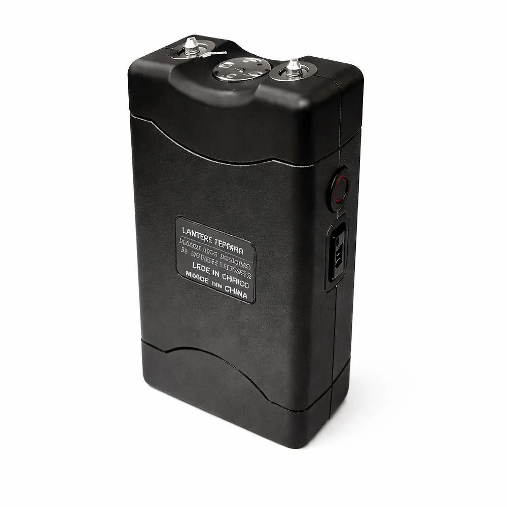 Lanterna Tática de Defesa Pessoal Utimix Recarregável USB com Choque LED Alta Potência Compacta