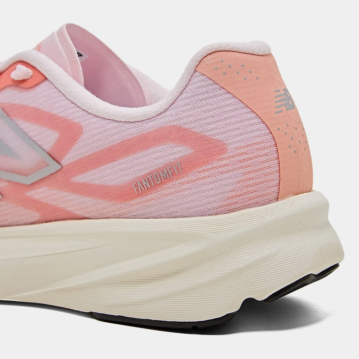 Tênis New Balance Fuelcell Flite Feminino Rosa+Bege - 34
