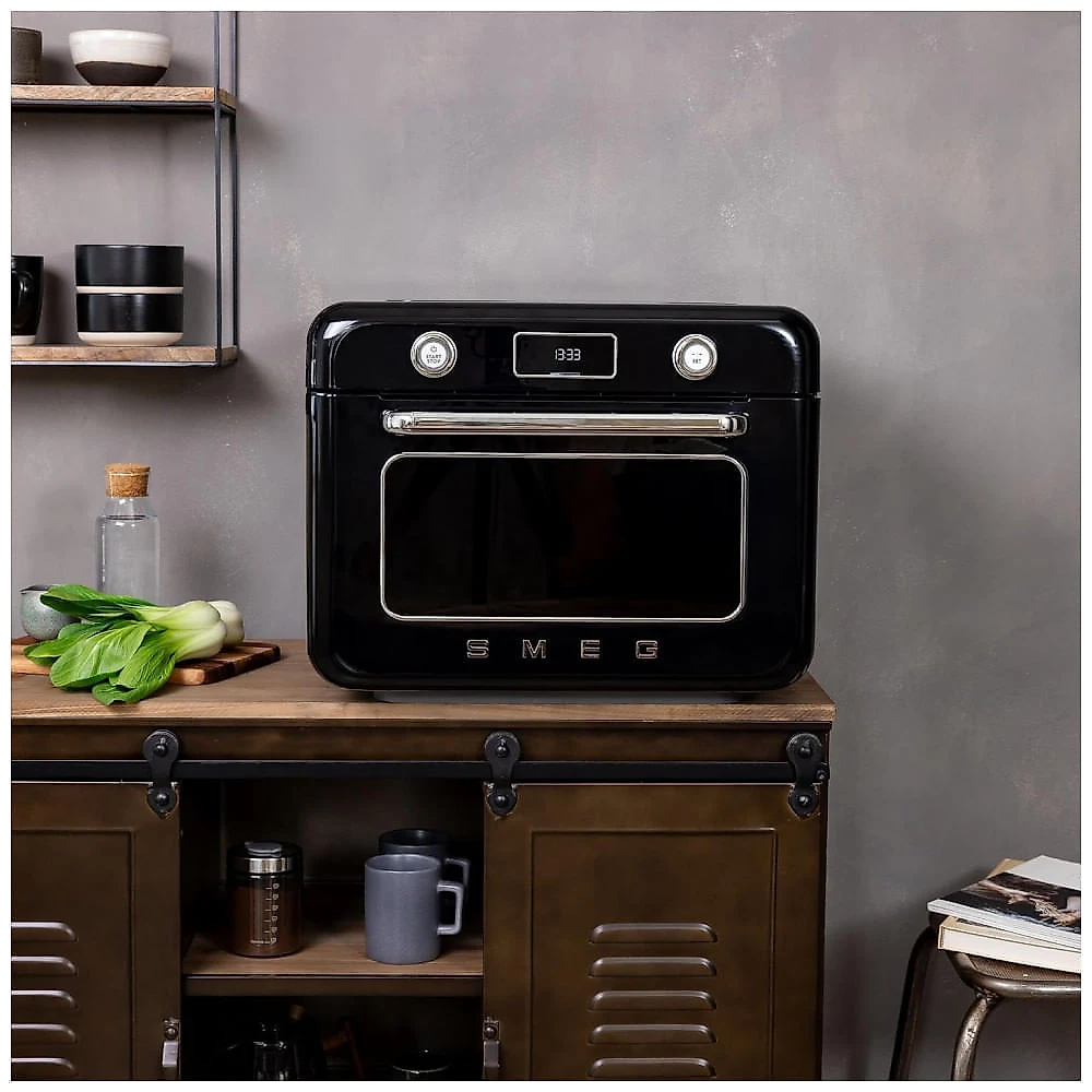 Forno Combinado de Bancada Retrô Smeg Preto 30 L Ar Forçado Vapor e Air Fry 1800W 110V