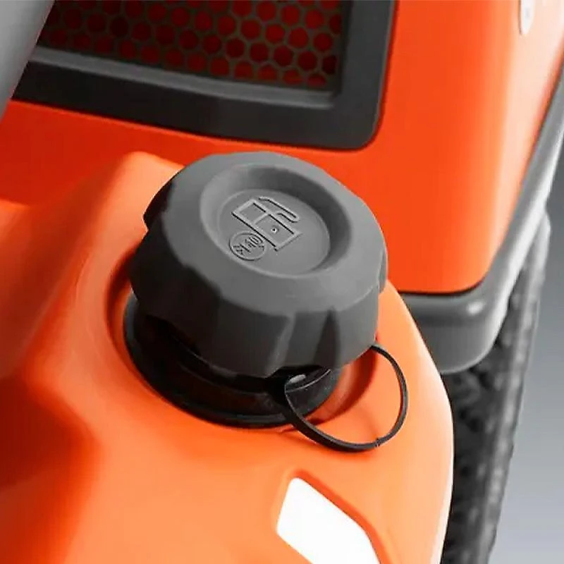 Trator para Cortar Grama 14,2 HP à Gasolina 4 Tempos sem Plataforma RIDER R 316TX 96784740 HUSQVARNA