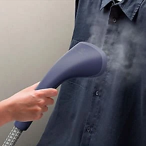 Vaporizador de Roupas Electrolux Expert EGS20 1800W 2,5L - Azul 110V