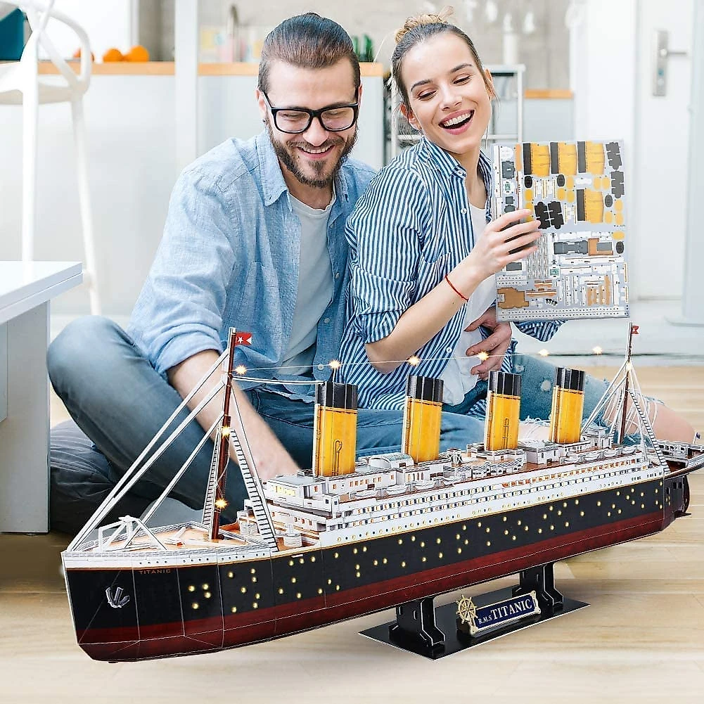 CubicFun Quebra Cabeças 3D Titanic com 85 Leds para Crianças e Adultos 266 Peças