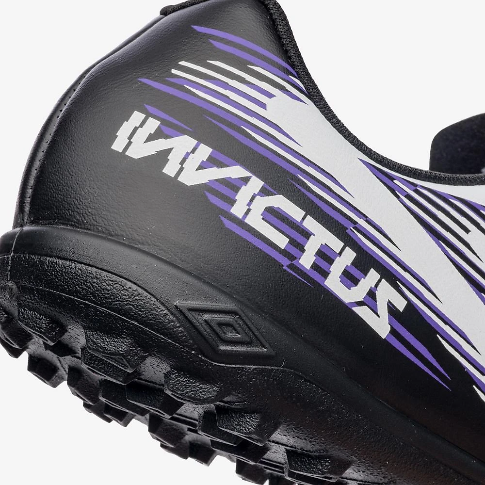 Chuteira society umbro invictus 37
