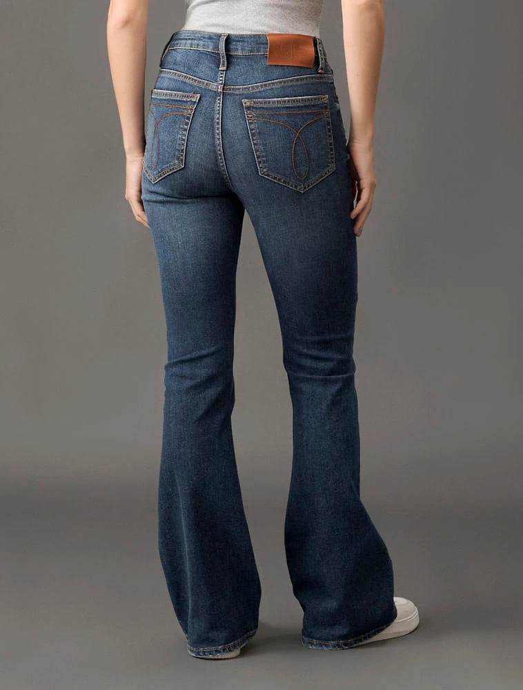 Miniatura Calça Jeans Feminina Flare Algodão Regenerativo Calvin Klein Jeans - Marinho Calça Jeans Feminina Flare Algodão Regenerativo Calvin Klein Jeans Marinho 34