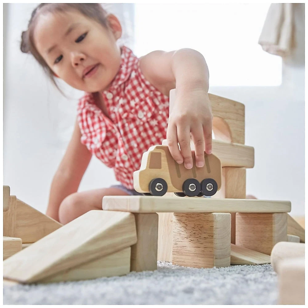 Conjunto de caminhões de madeira mini Guidecraft Mini Wooden Trucks com 10 veículos