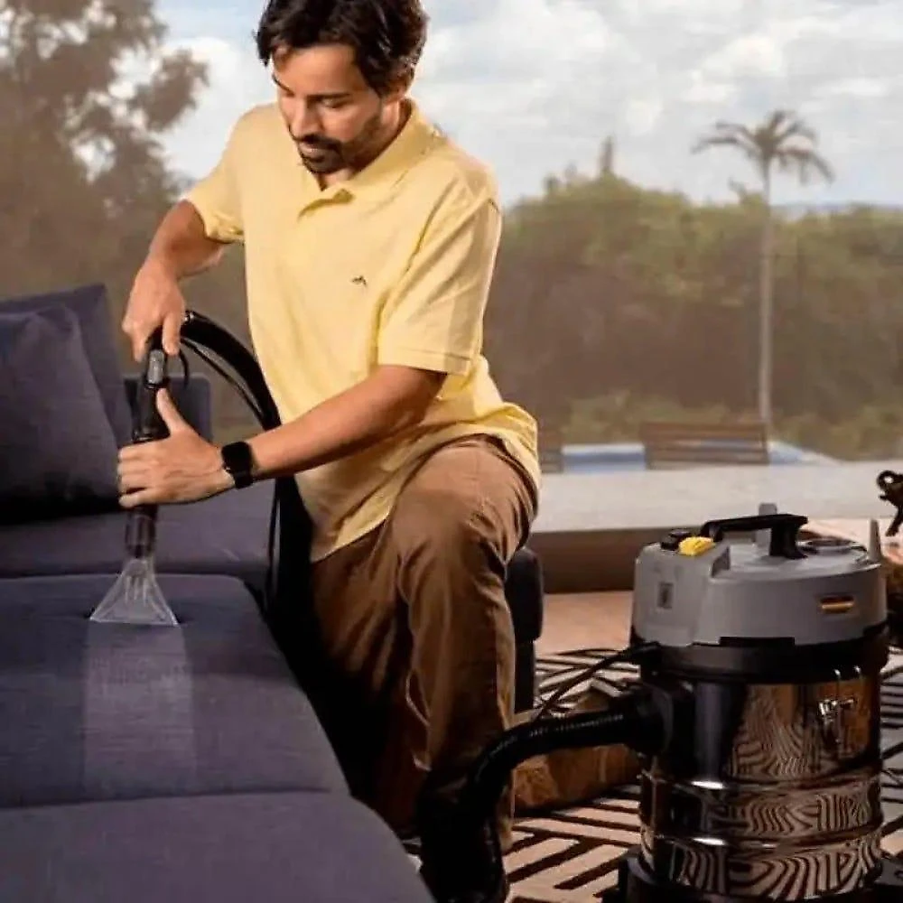Aspirador e Extrator Portátil Puzzi 4-20 Classic Karcher 1700W 4L Prata 110V