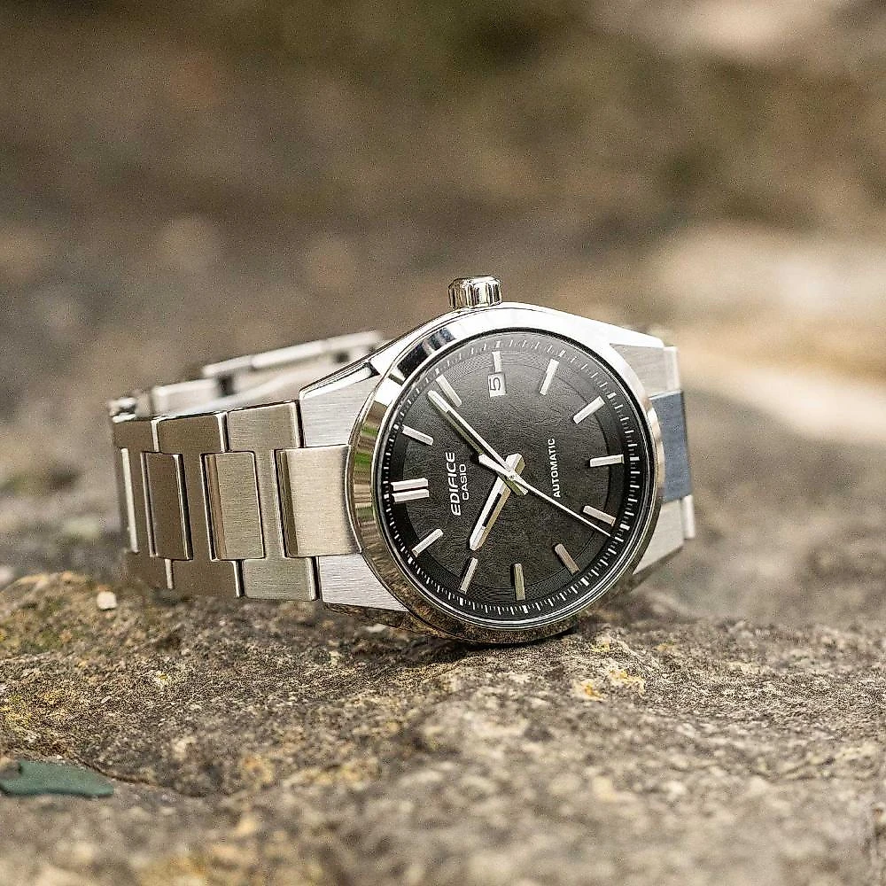 Relógio Casio Edifice Automático EFK-110D-1ADR Preto