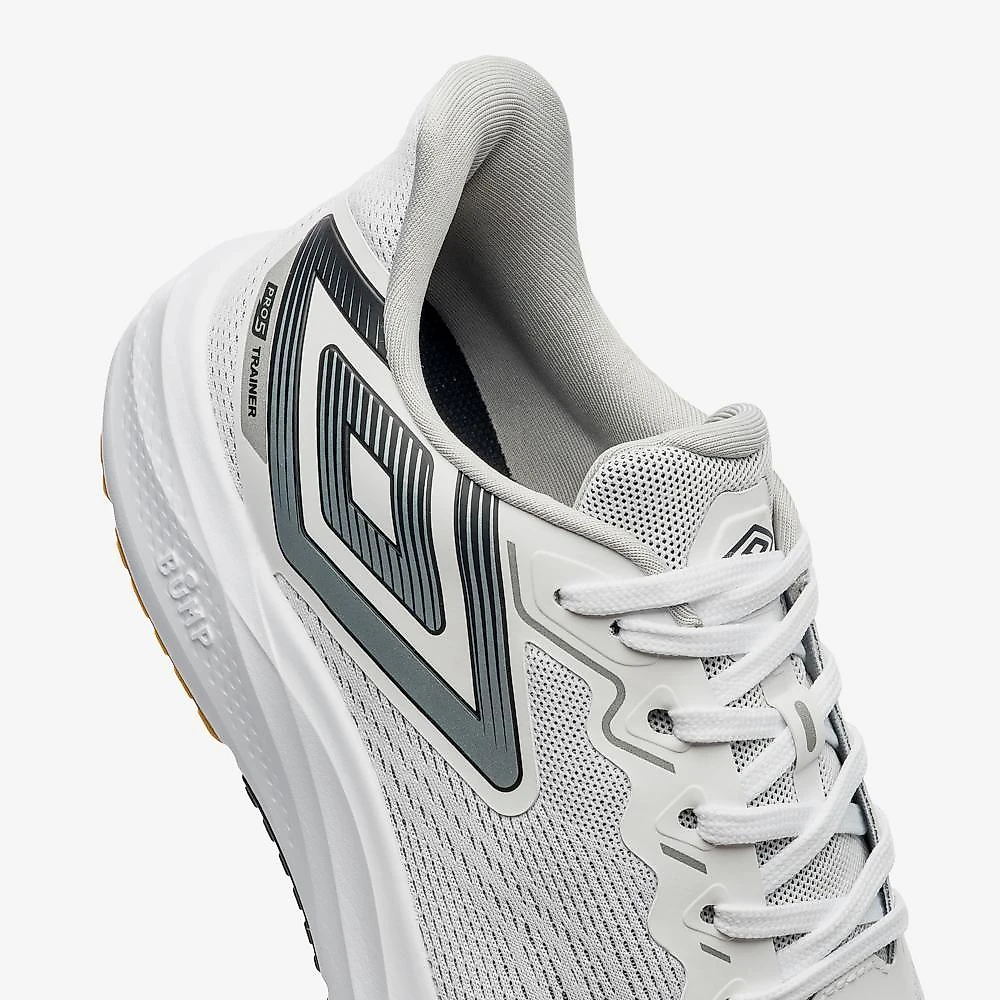 Tênis umbro pro 5 trainer 35