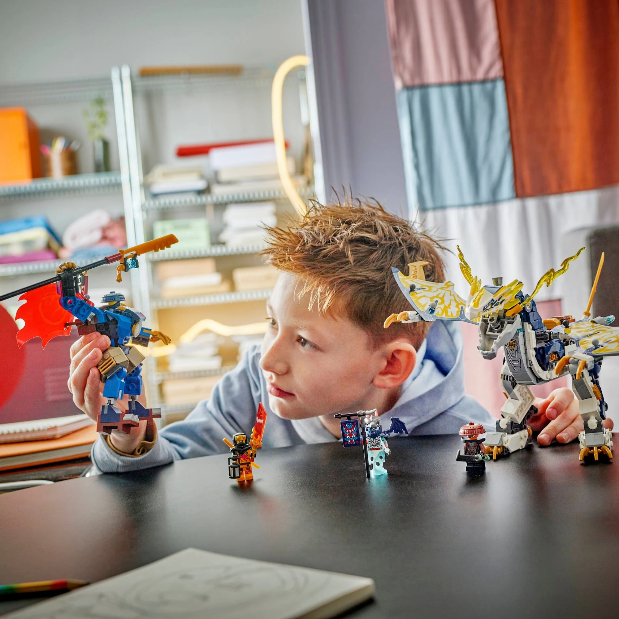 Miniatura LEGO® Ninjago - Robô Cavaleiro Dragão do Rogue