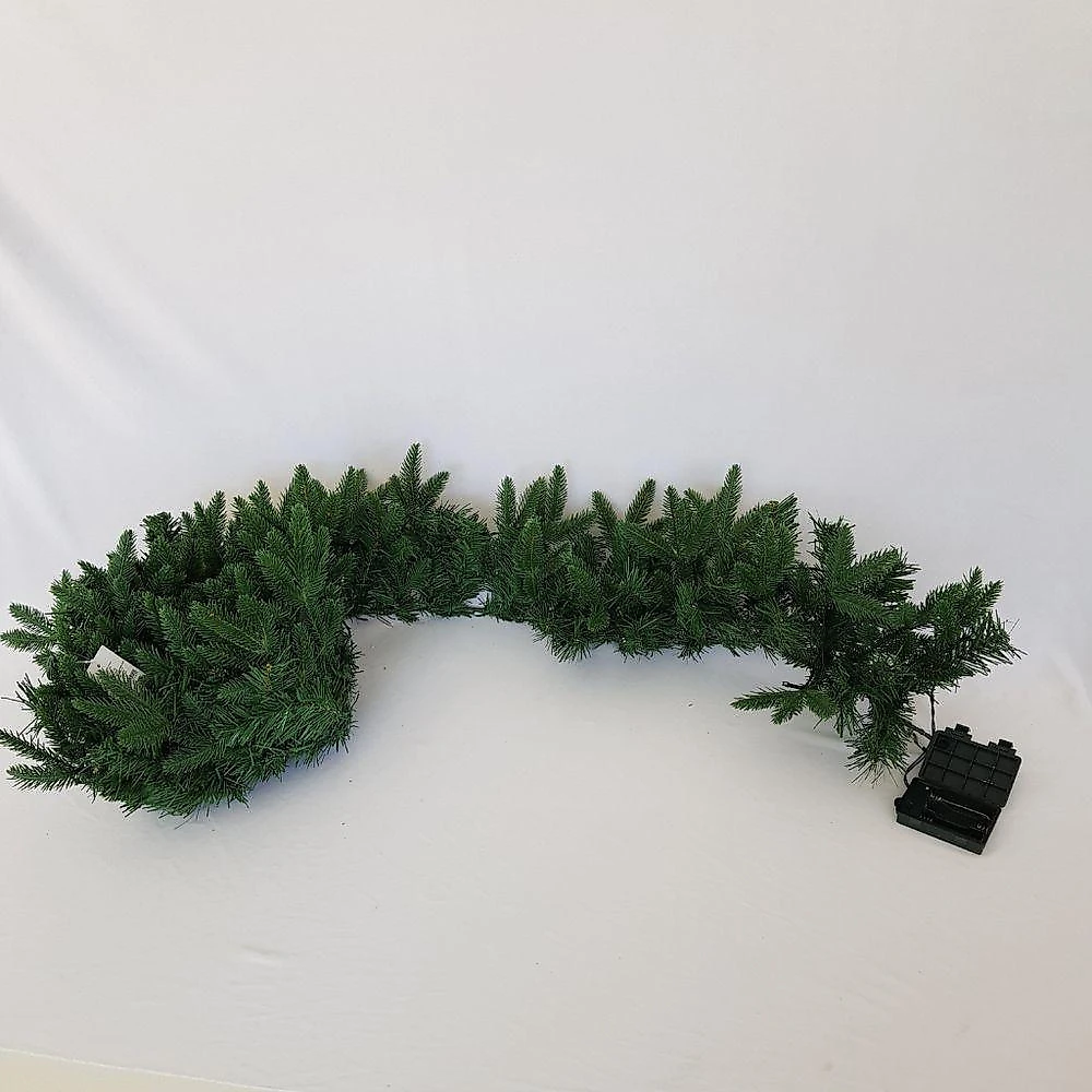 Festão Verde Em Silicone E Pvc Com 50 Led's 2,70m