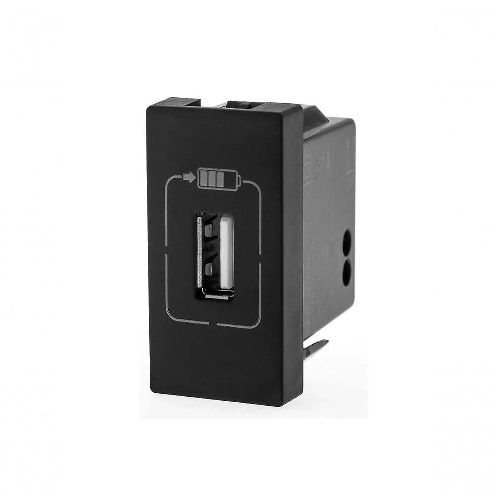 Tomada de Carregamento Usb Embutida Pial Plus+ 615088PT 1 Saída 1500 Ma Preto Pial