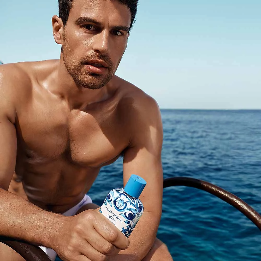 Light Blue Pour Homme Summer Vibes Dolce&Gabbana - Perfume Masculino - Eau De Toilette 100ml