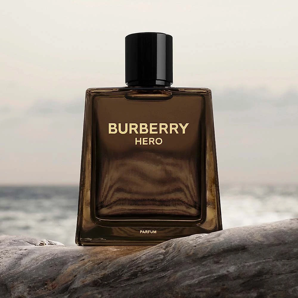 Burberry Hero Parfum Refil Perfume Masculino EDP 200ml