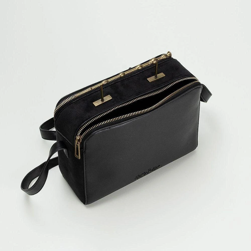 Bolsa Crossbody Imaginarium Hp Varinha em 60% Poliuretano e 40% Poliéster 18x24x10CM Preto