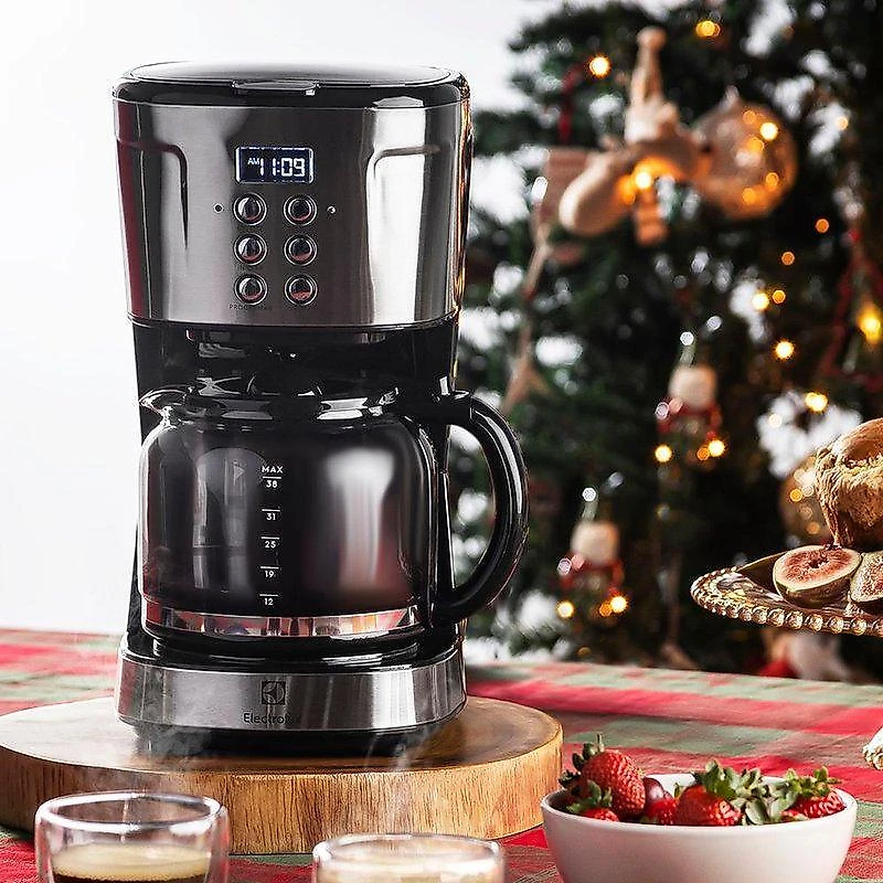 Cafeteira electrolux dig prog 30 cafés experience 1 5 l 220v 900 w