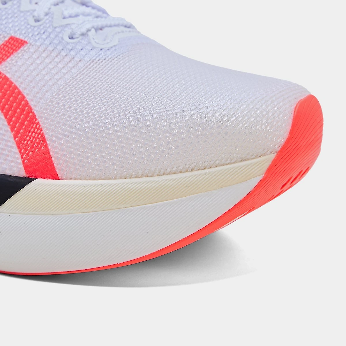 Tênis Asics Metaspeed Branco+Rosa - 34