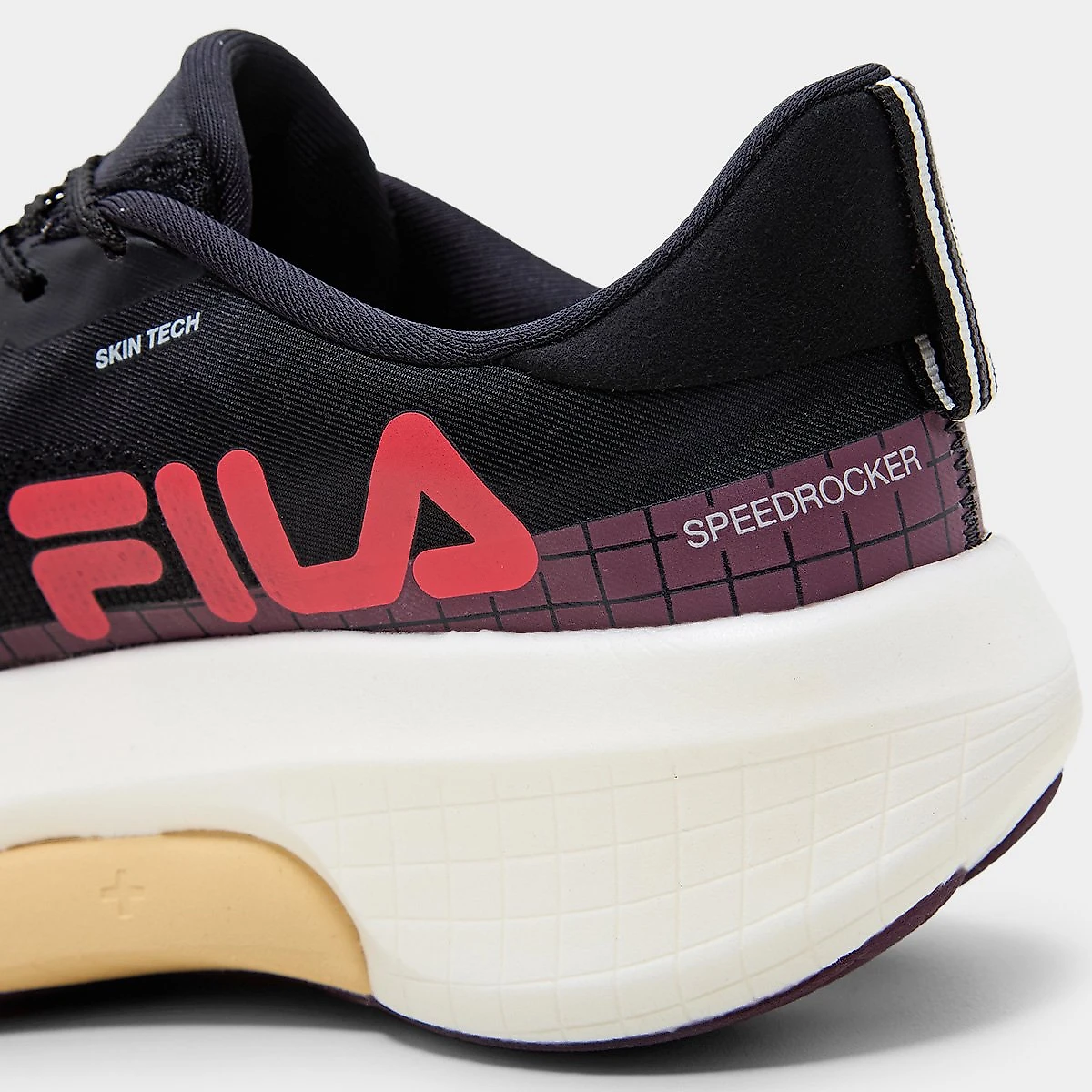 Tênis Fila Speedrocker Skyfoam Feminino Preto+Vermelho - 33