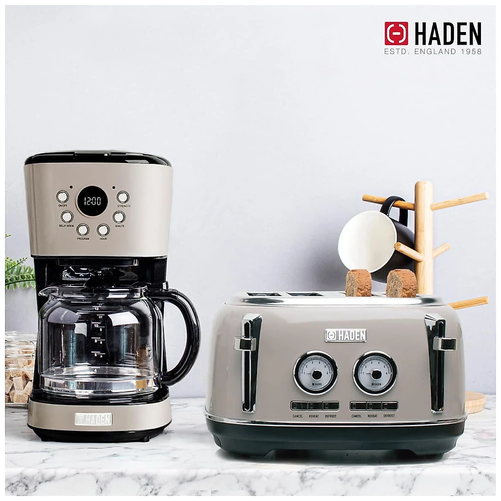 Kit Cafeteira Programável 12 Xícaras Inox + Torradeira 4 Fatias Slots Largos, Controle Tostagem, Haden, Putty/Chrome, 110V