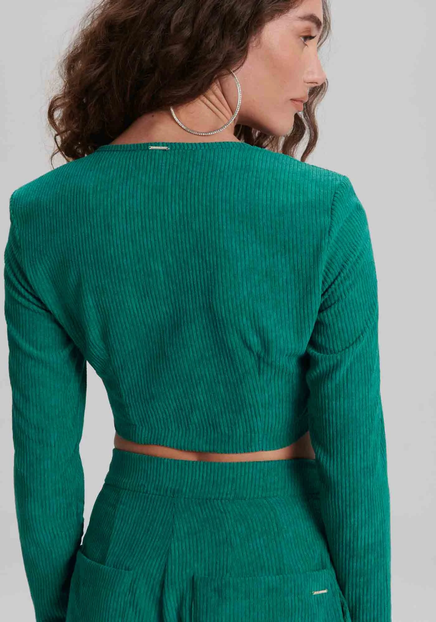 Blusa Cropped Manga Longa . .