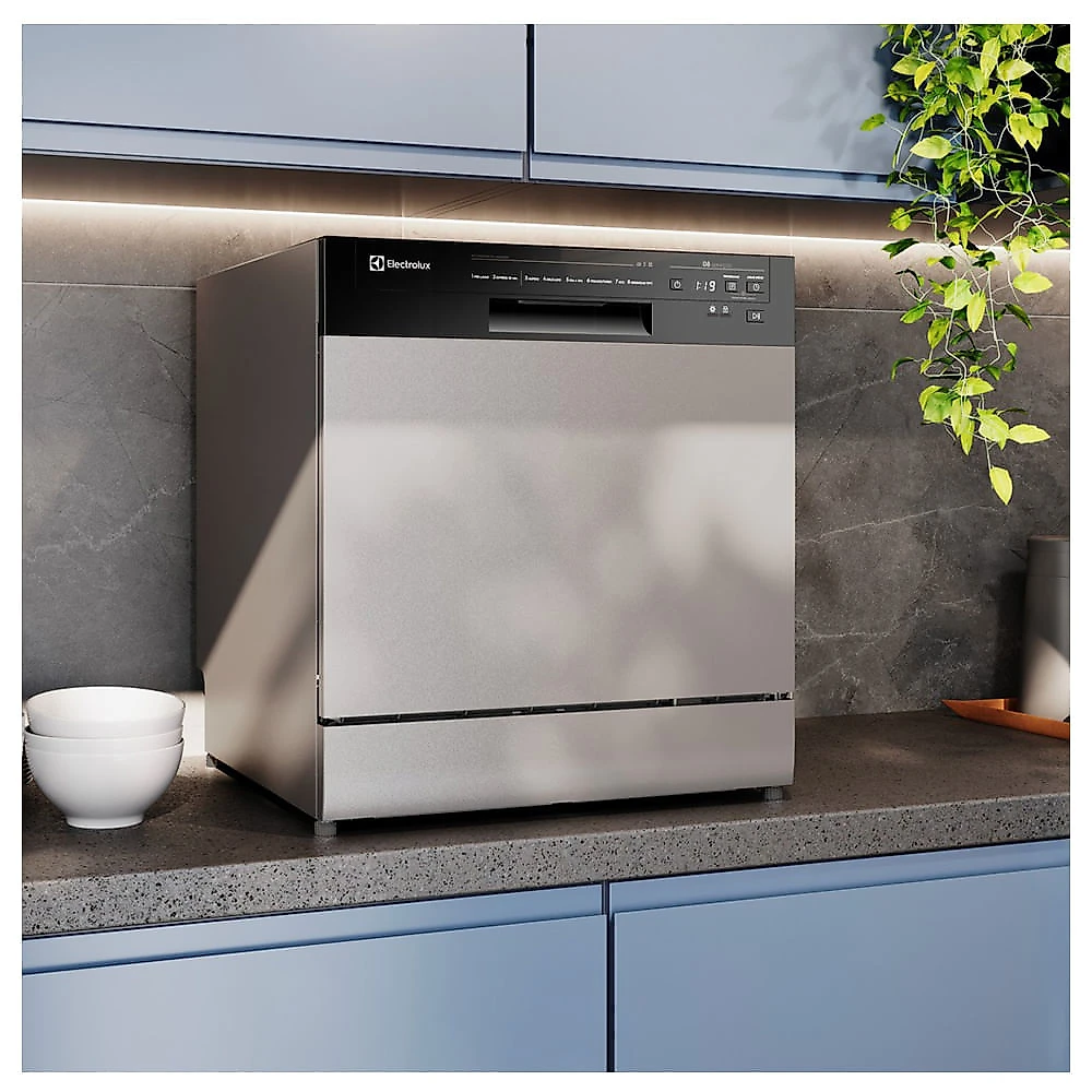 Lava-Louça Electrolux 8 Serviços Inox com Programa Lava e Seca 50' (LS08E) 220V