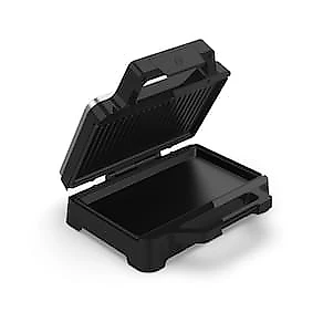 Sanduicheira Oster OSAN500 1000W Chapas Antiaderentes Alça Isotérmica Porta-fio Inox 110V