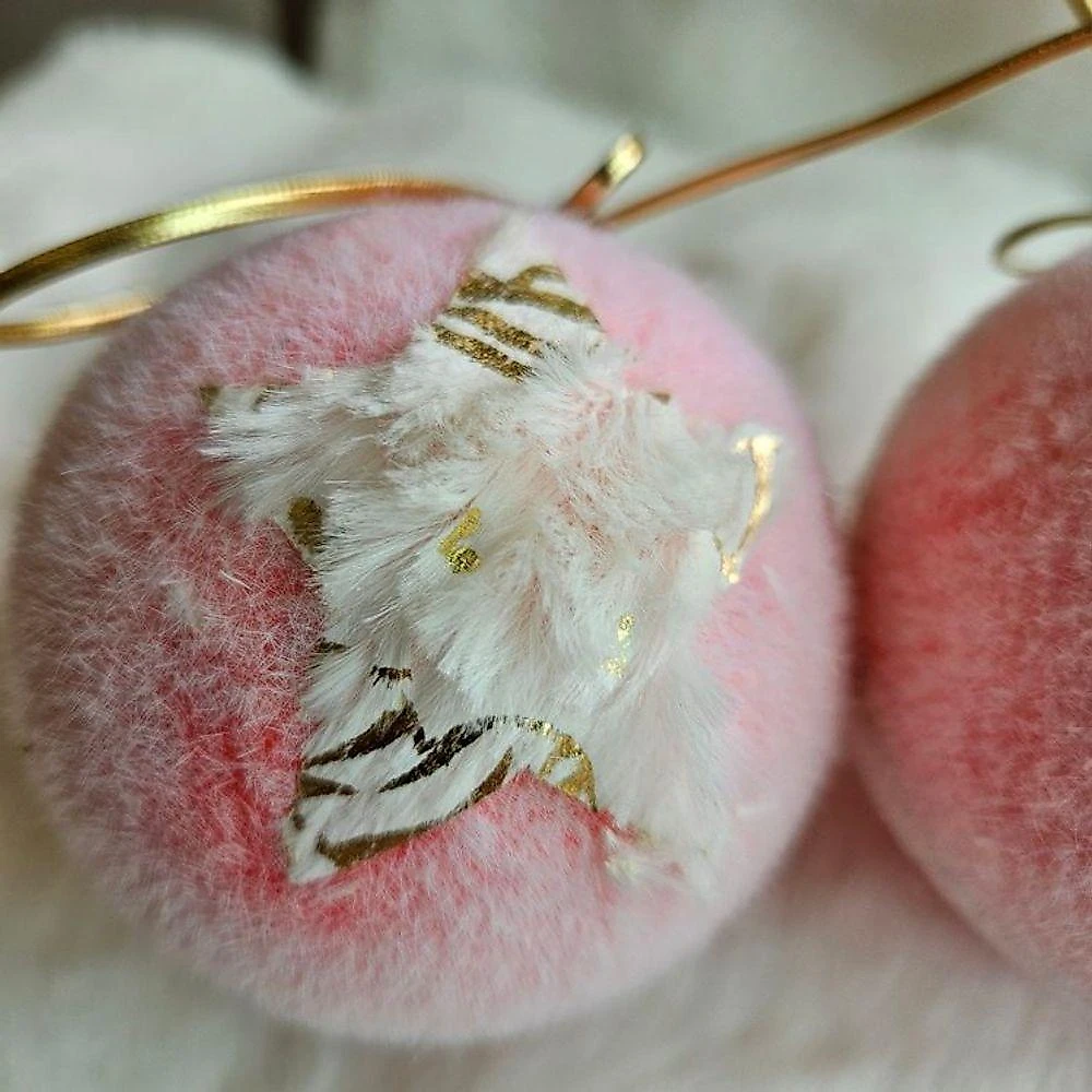 Bolas de Natal Jogo com 3 Decoradas Rosa Acabamento Aveludado Detalhes Dourados 8CM Florarte webcontinental-7890880522432