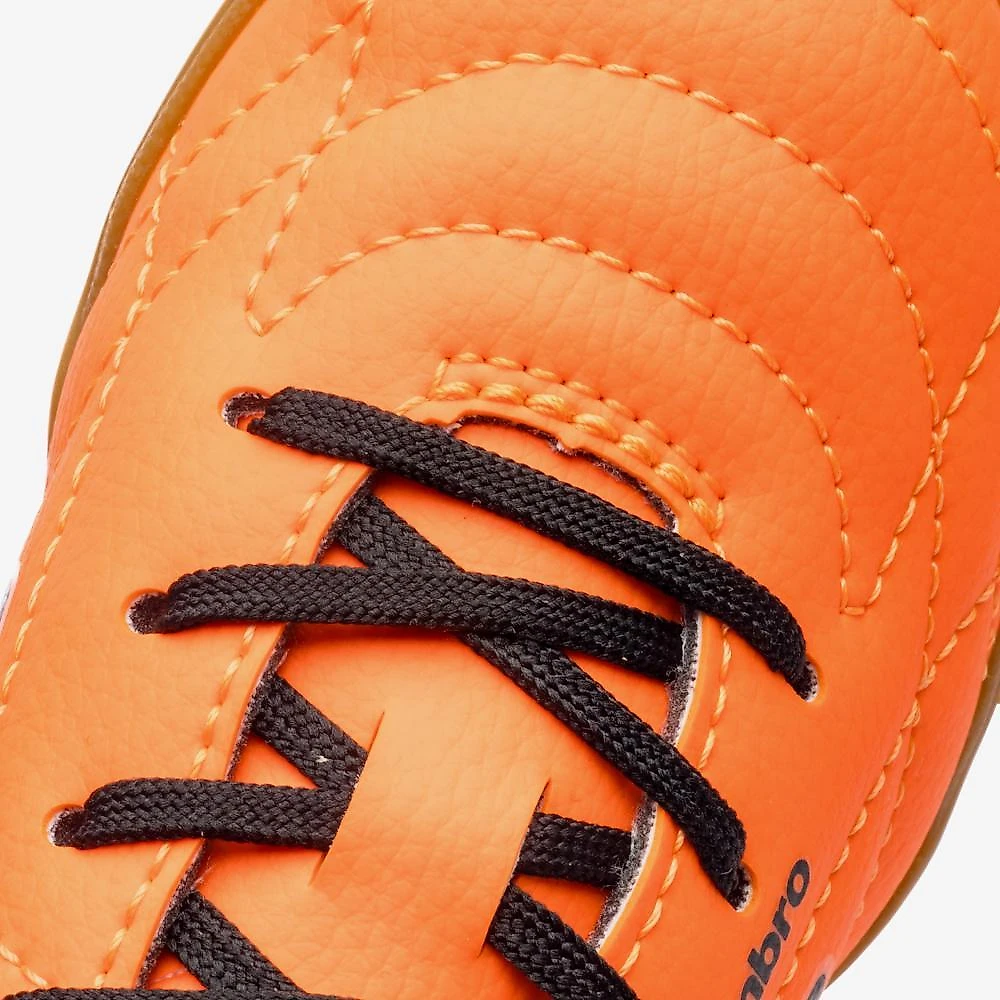 Chuteira futsal umbro class footballer jr 28