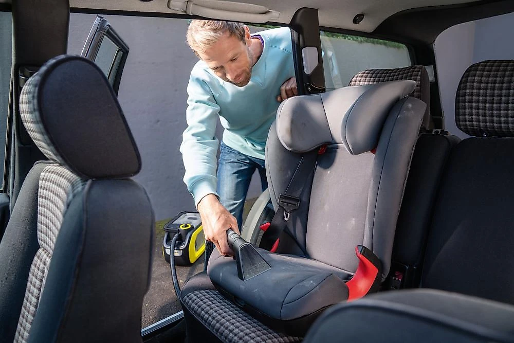Extratora portátil para estofados sem fio Kärcher SE 3-18 Compact 3 em 1 - Bivolt Karcher