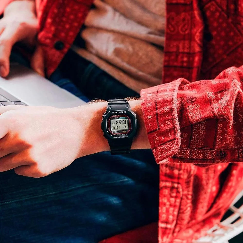 Relógio Casio G-Shock DW-5000R-1ADR Revival 40 anos *Made in Japan
