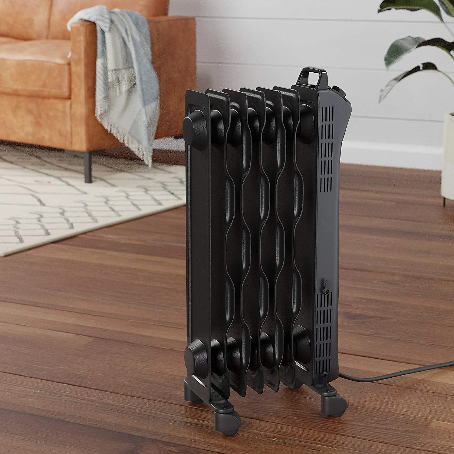 AMZ Basics Aquecedor Elétrico Portátil com Controle de T emperatura 1500W110V Preto