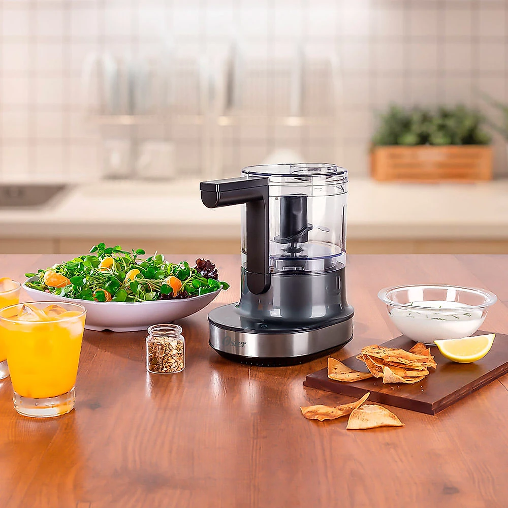 Processador de Alimentos Up & Down 127V Oster Preto